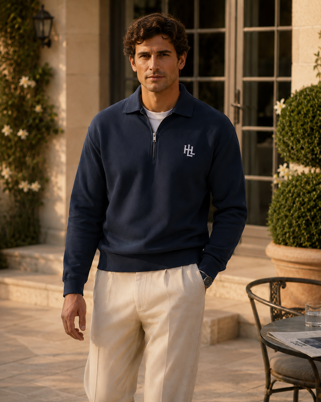Sweat Club House marine - lifestyle